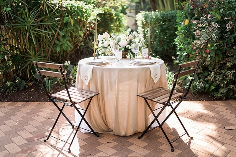 sweetheart table in a garden photo