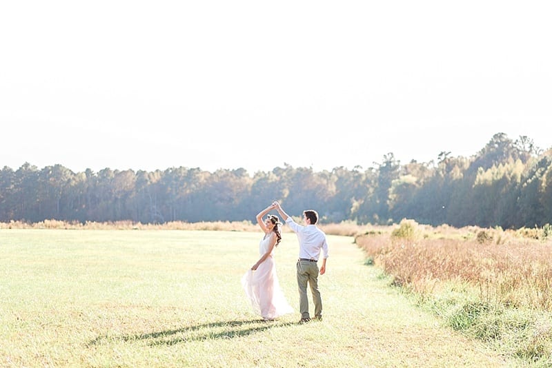 raleigh nc engagement photos in a field photo