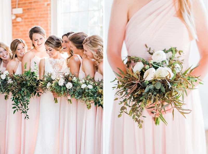 petal & oak bridesmaid bouquet photo