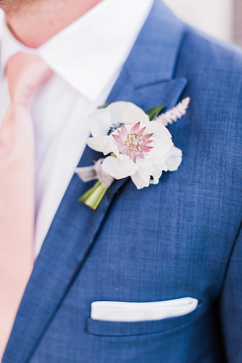 groom boutonniere photo