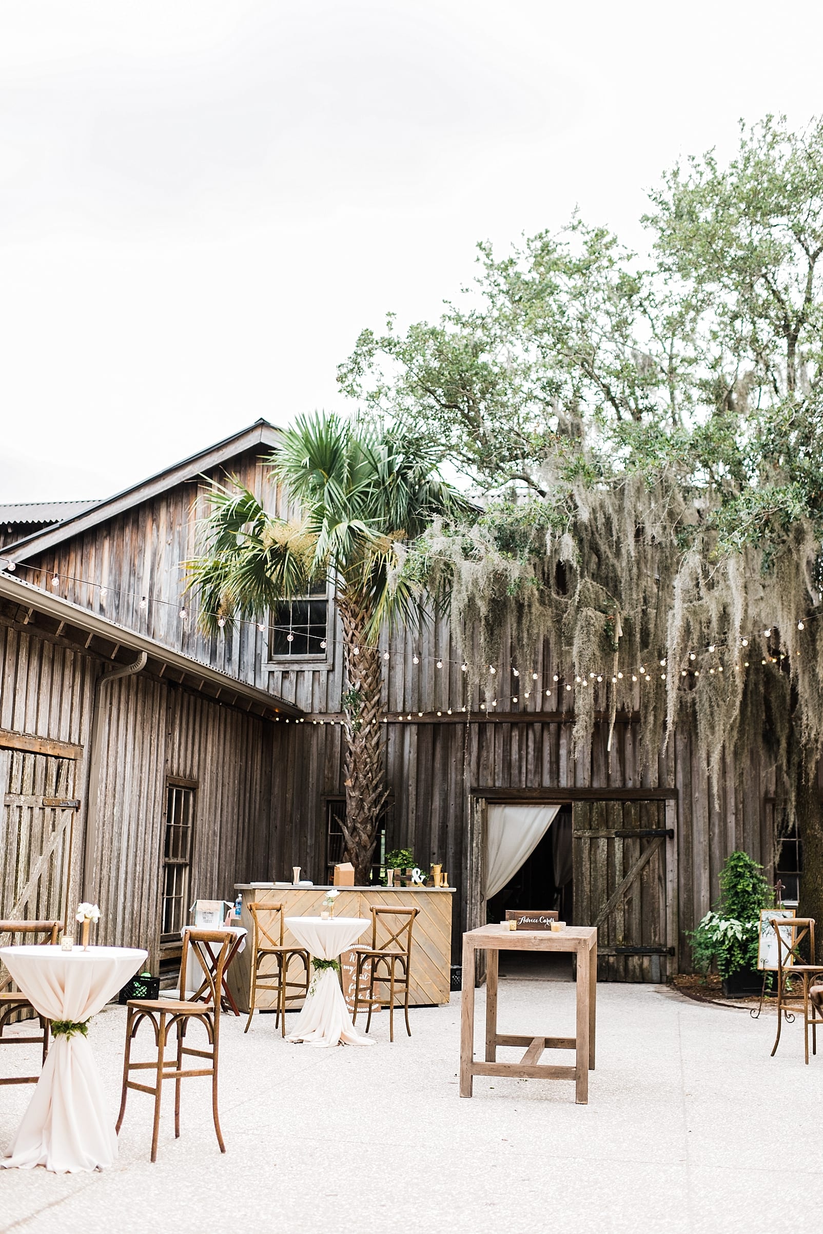 low country wedding charleston photographer outdoor reception photo