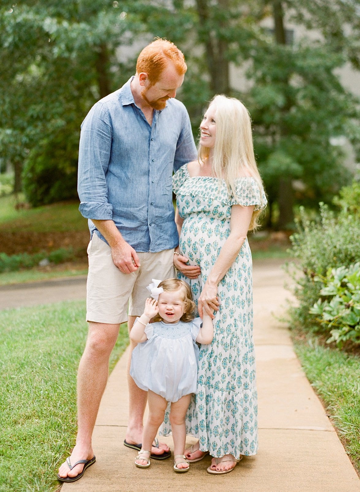  asheville, nc maternity session with a toddler photo