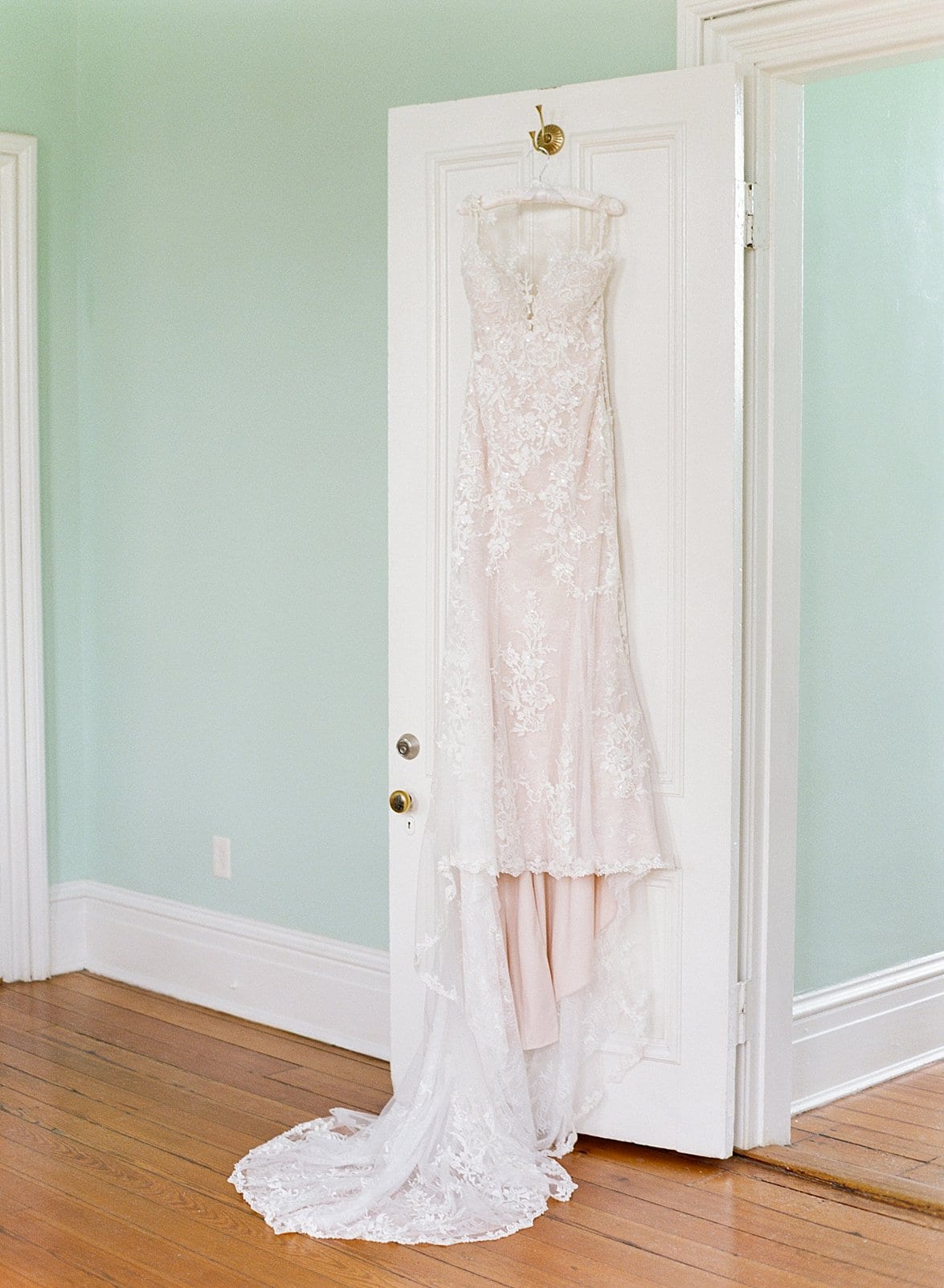 Lana Addison wedding gown designed by Essense of Australia photo